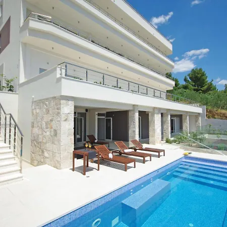 Jolara With Heated Pool *