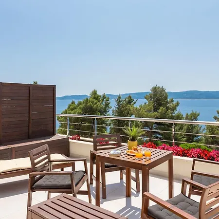 Apartment Jolara With Heated Pool