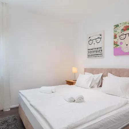 Apartment Jolara With Heated Pool *